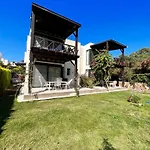 Peacefull Vacation In Newly Designed Villa *