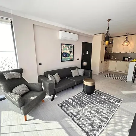 Peacefull Vacation In Newly Designed Villa